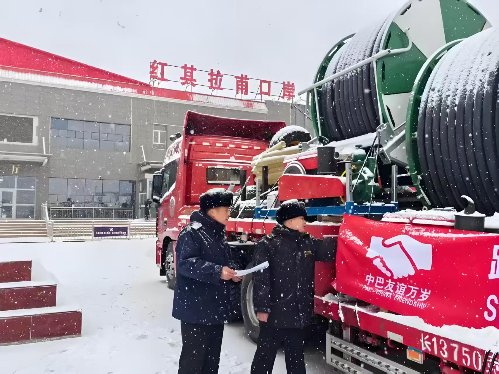 驗(yàn)放巴基斯坦春耕生產(chǎn)農(nóng)具