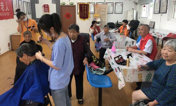 拾荒老人 心田開(kāi)荒