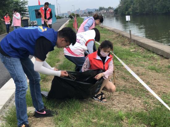 新銅社區(qū):值守擔起護江責 “內外兼修”護江岸