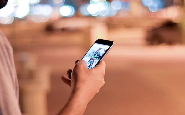 百度公開(kāi)奇妙手機(jī)專(zhuān)利：吹氣可收起消息通知