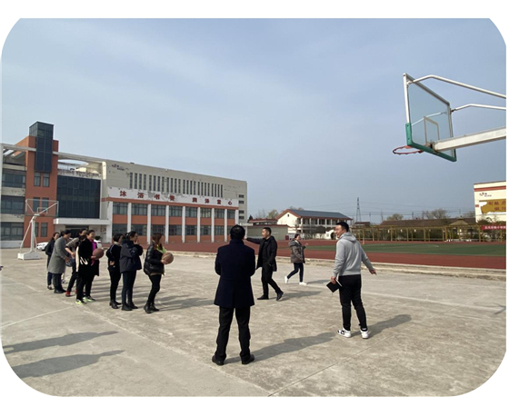 濱?？h五汛鎮(zhèn)中心小學(xué)舉行慶祝第111個(gè)國(guó)際三八婦女節(jié)活動(dòng)