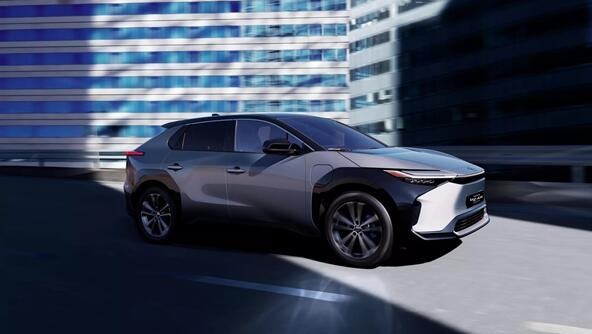 豐田斥巨資All in電動車：全新車型亮相 電池10年仍保持90%容量。