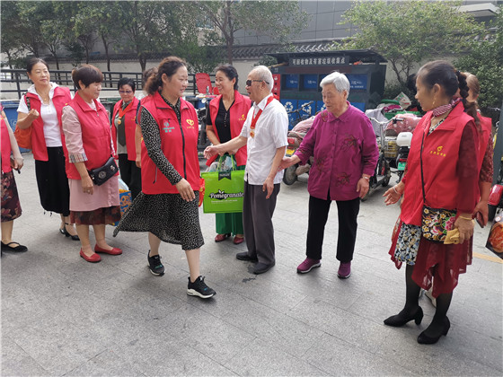 李彥清：“活著的王杰，當(dāng)代的保爾”