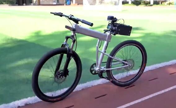 高三學(xué)生造出無人駕駛自行車：自動(dòng)輔助駕駛等級(jí)堪比特斯拉