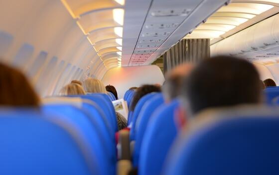 飛機(jī)上也能上網(wǎng)刷視頻了！中國(guó)電信推出天翼空中上網(wǎng)產(chǎn)品